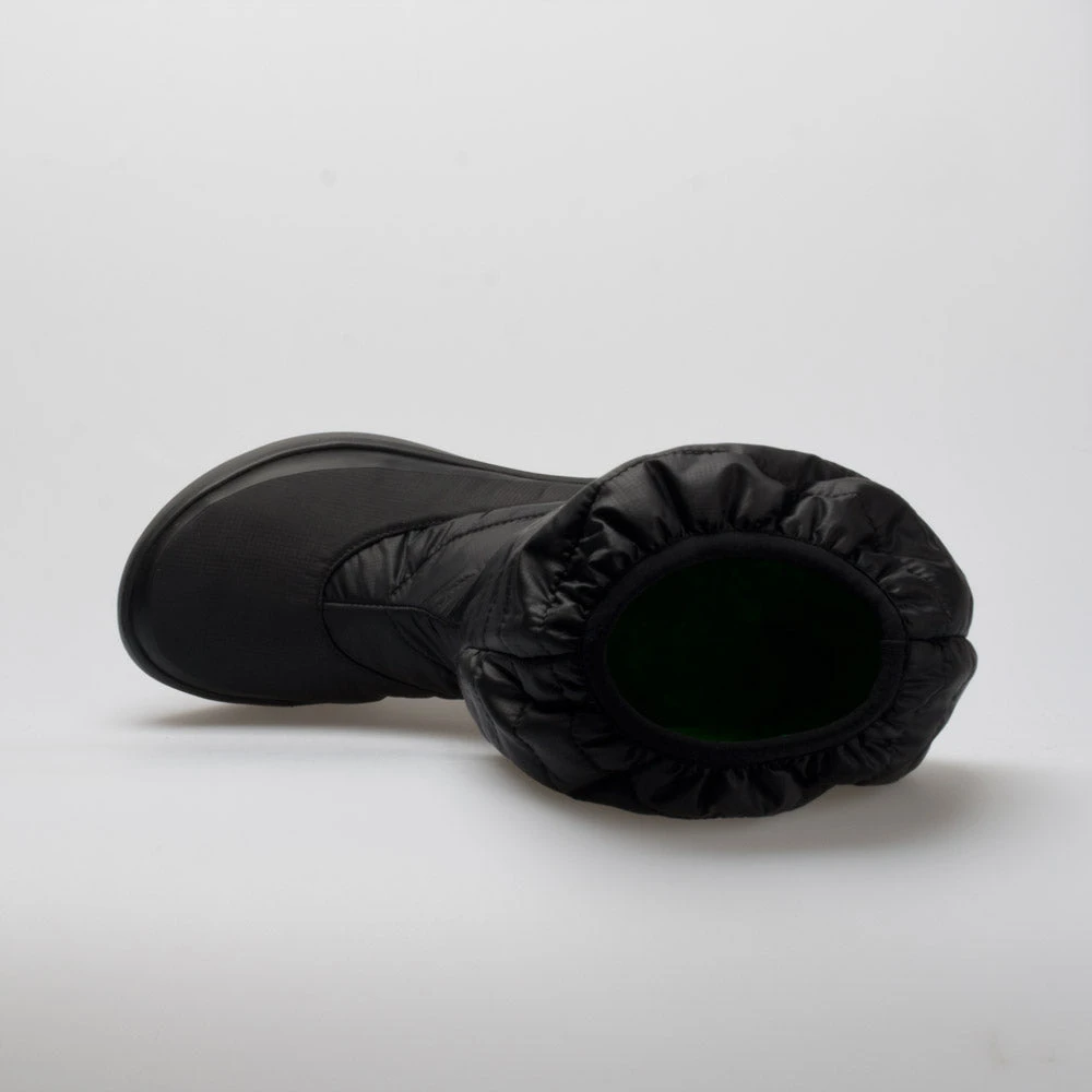 OOFOS Oomg Boot Women's Black/Black - Image 3